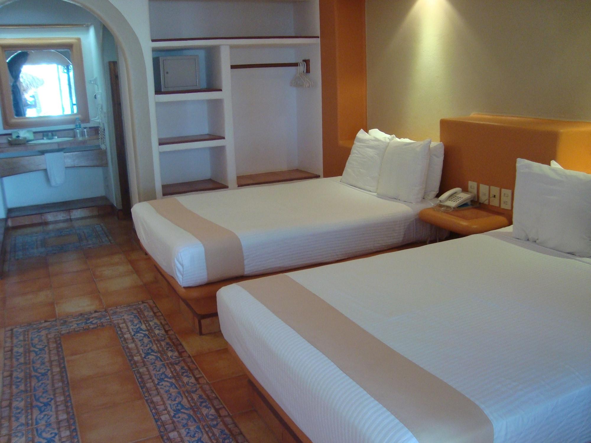 Hotel Villa Mexicana Zihuatanejo Dış mekan fotoğraf