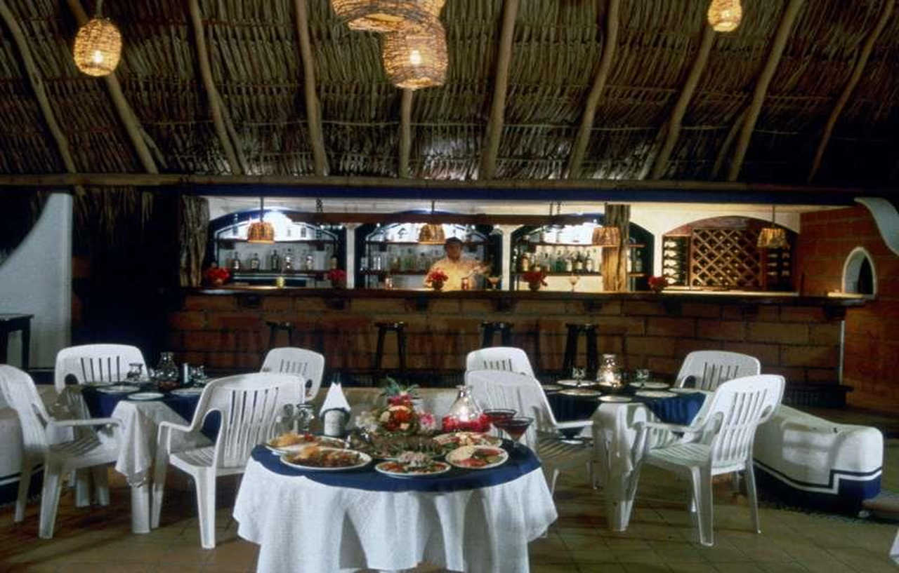 Hotel Villa Mexicana Zihuatanejo Dış mekan fotoğraf